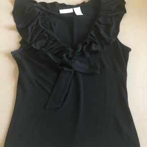 Medium sleeveless worthington black ruffled top